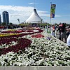 Khan Shatyr translates as 'the Tent of the Khan'. The building's tented structure has great resonance in Kazakh history as the tent is a traditional nomadic building form.