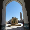 Die Kalyan-Moschee ist die zweitgrößte Zentralasiens. Sie erstreckt sich über eine Fläche von ca. 130 x 80 Metern, bei Gottesdiensten fanden 12.000 Gläubige Platz.
