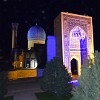 Das Gur-Emir in der Nacht. Ich habe in Samarkand ganz in der Nähe des Mausoleums gewohnt.