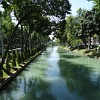 Tashkent sits at the confluence of the Chirchiq River and several of its tributaries. The city is located in an active tectonic area suffering large numbers of tremors and some earthquakes.